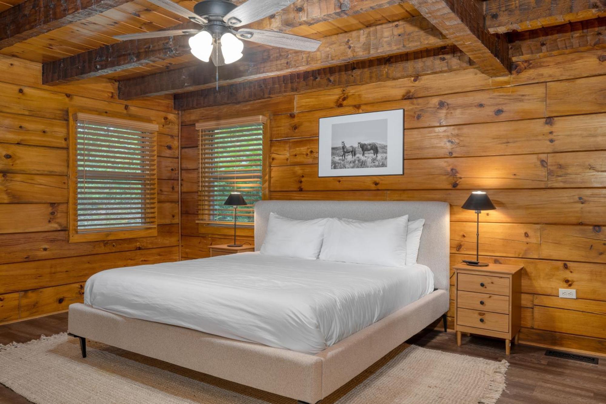 Dudley I By Avantstay Cosy Cabin W Hot Tub Incredible Views Пиджен Фордж Екстериор снимка