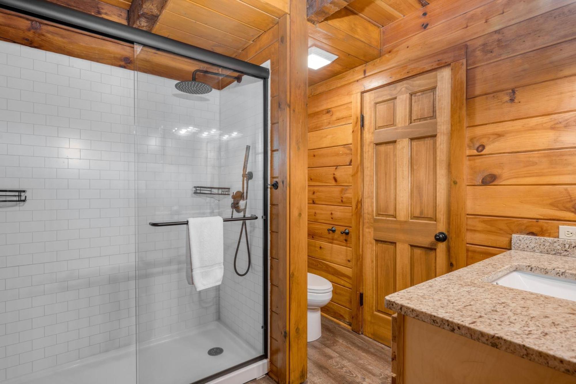 Dudley I By Avantstay Cosy Cabin W Hot Tub Incredible Views Пиджен Фордж Екстериор снимка